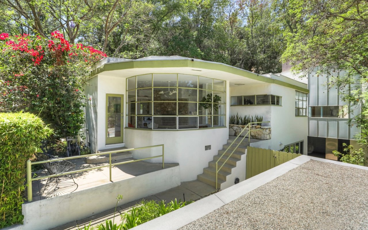 In Los Angeles, a Streamline Moderne With a Modernist Addition Asks $2M