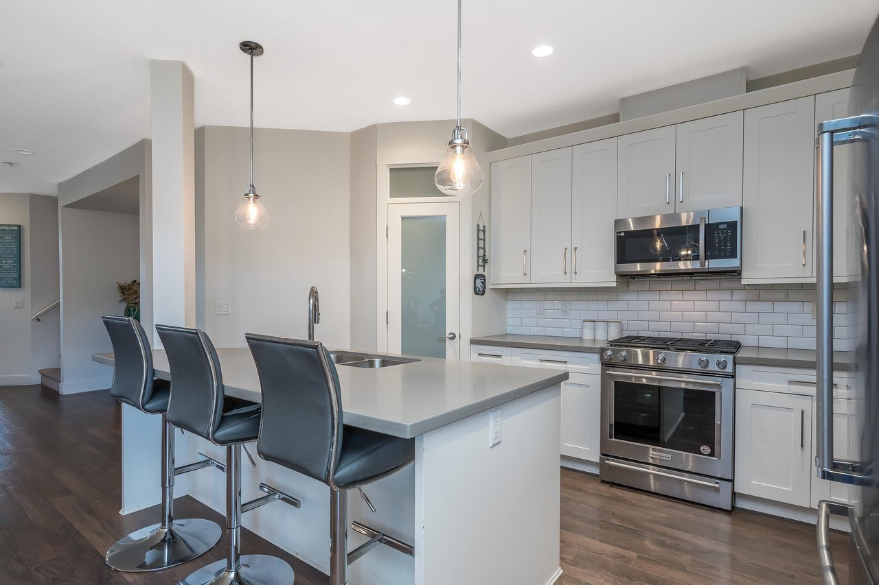 27075 35a Ave