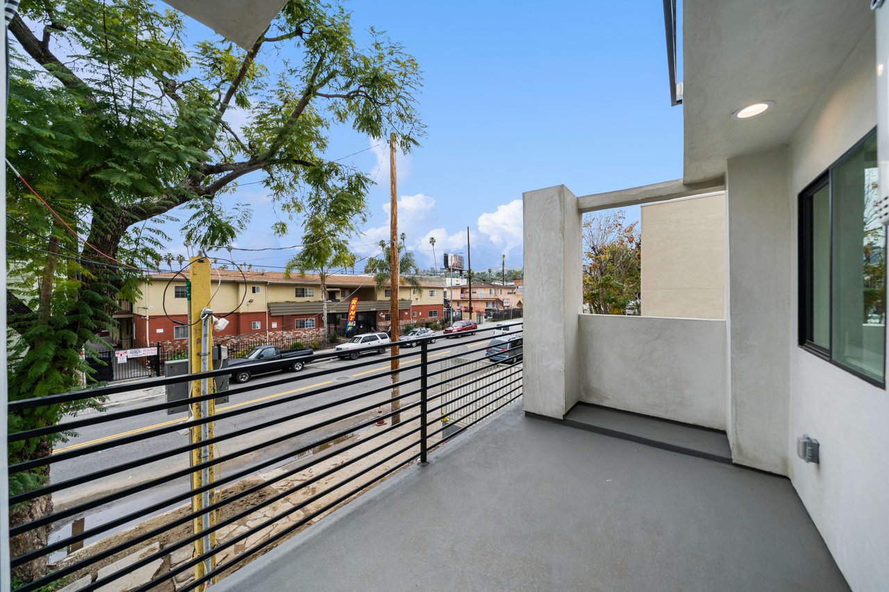 Hollywood Townhomes for Sale