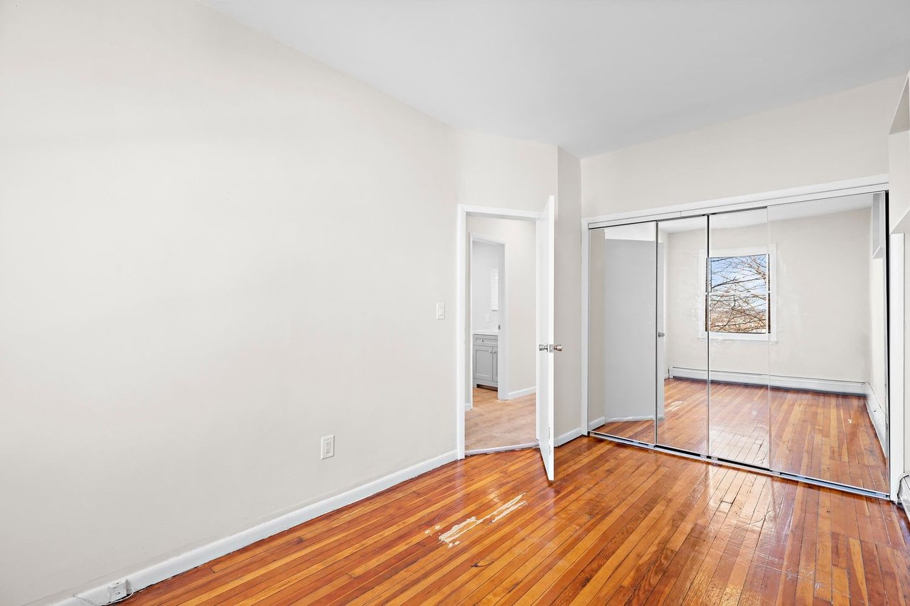 75 Nelson Ave, #2