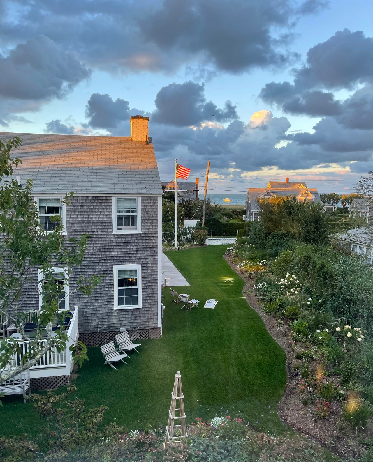 66 Hulbert Ave - Gray Goose