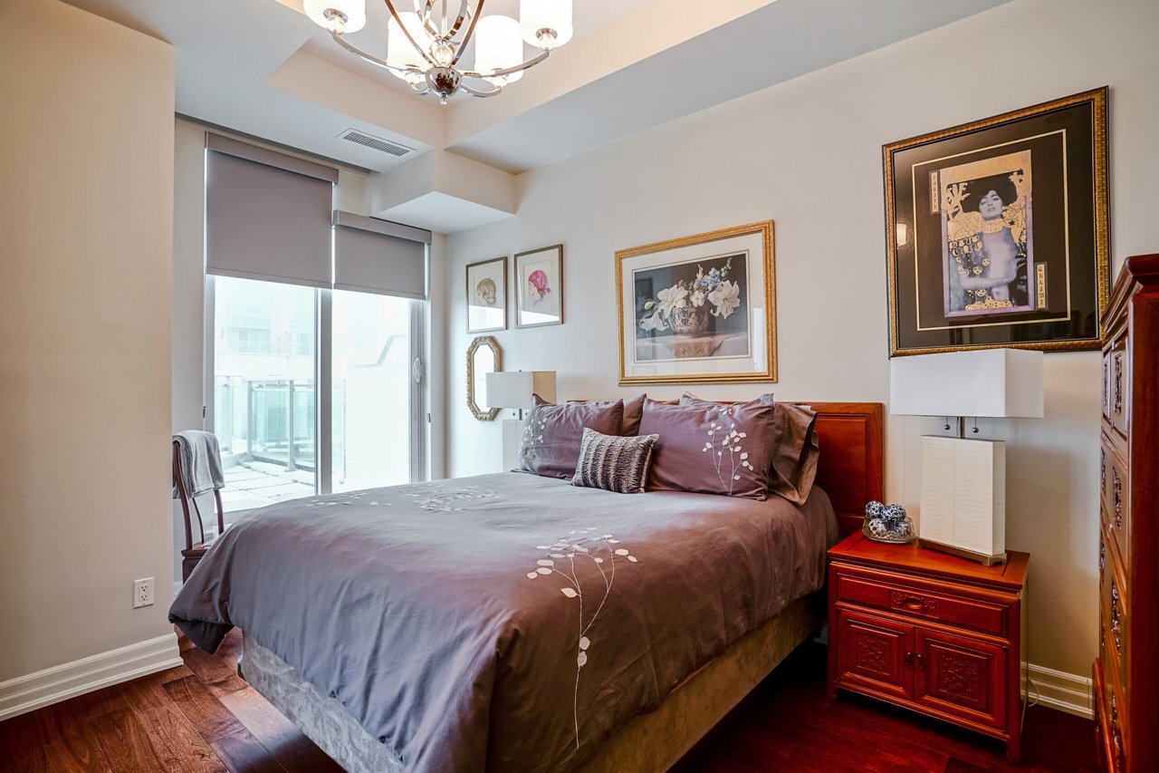 360 Pearl St Unit 303