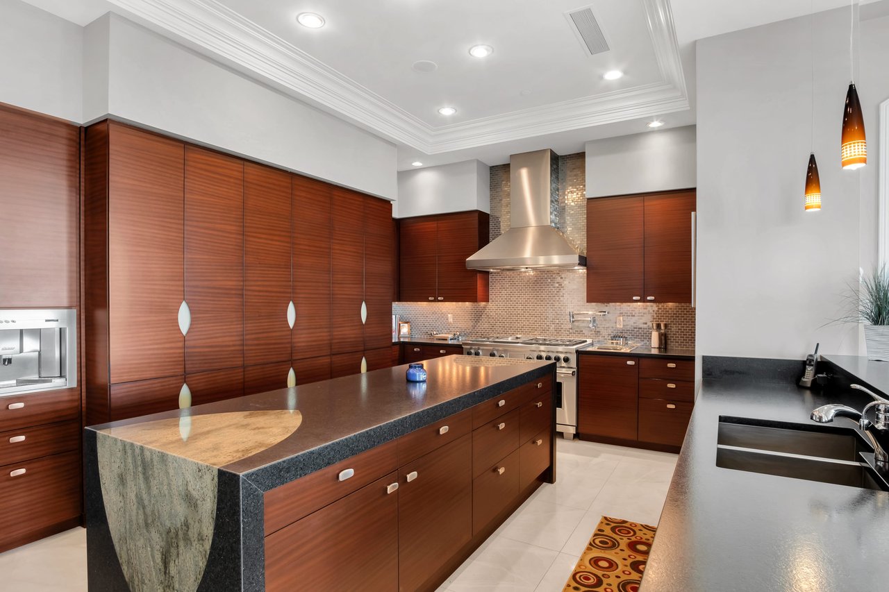 Exquisite Penthouse Unlike Any Other in Contention, Represented Buyer