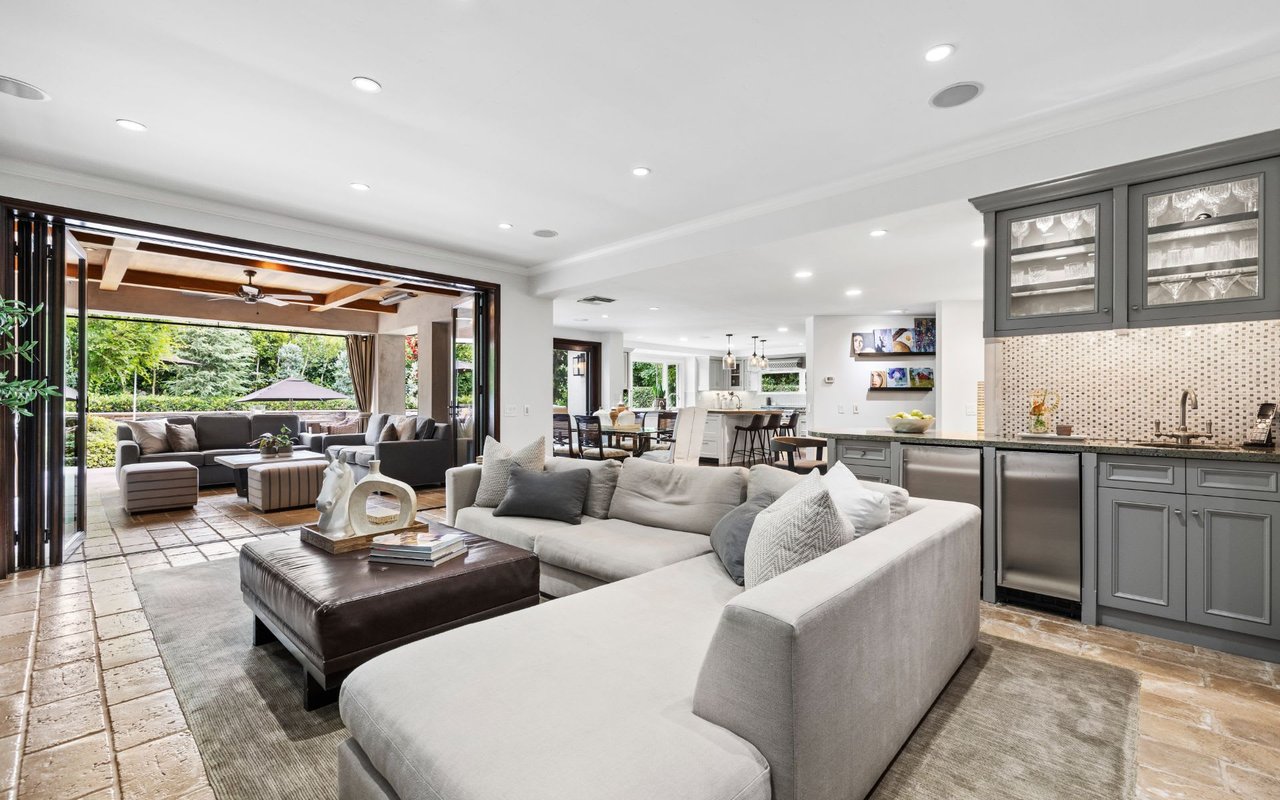 1218 Sand Key