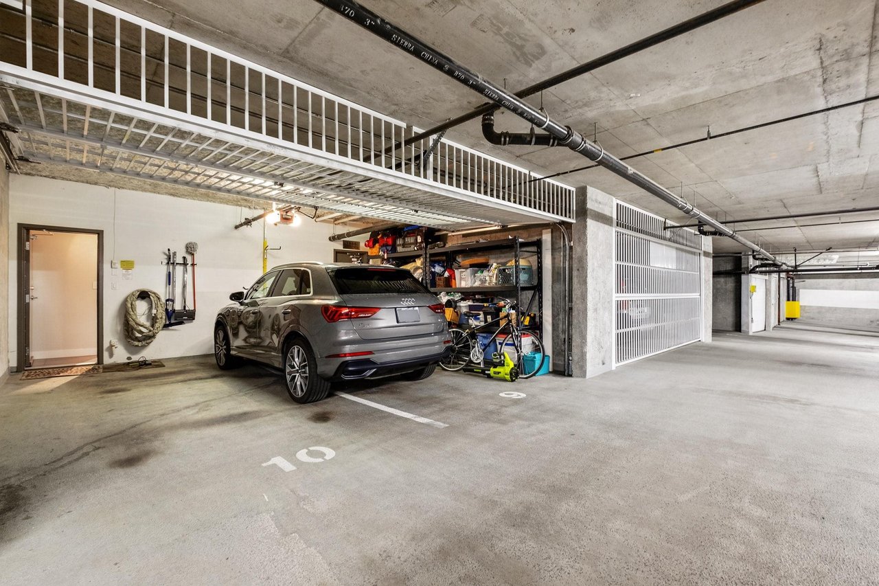1566 W 8th Avenue, Vancouver