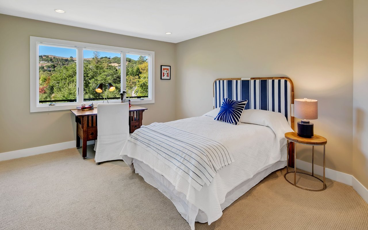 30 Fawn Court, San Anselmo