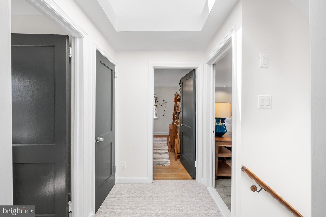 141 Barrie Rd