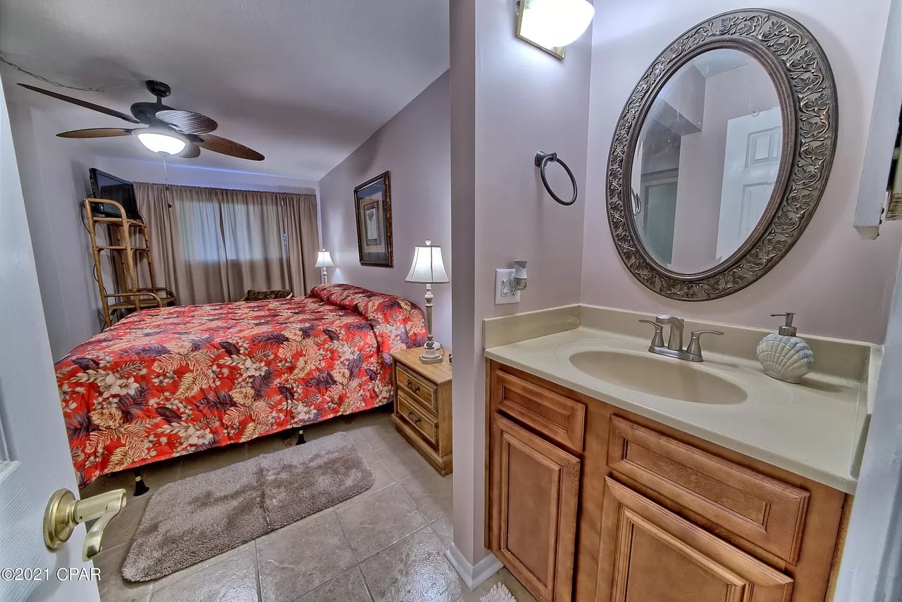 8743 Thomas Drive Unit 209