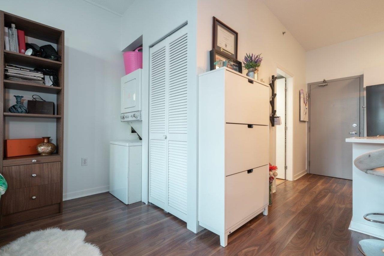 309-22 E Cordova St
