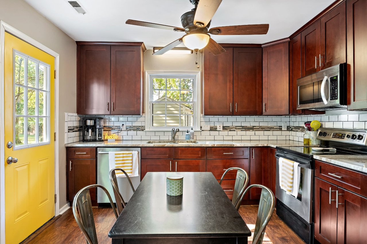 8914 Playground Circle