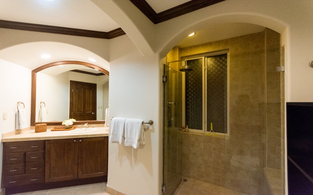 Upgraded Ocean View Condo, Los Suenos, Puntarenas