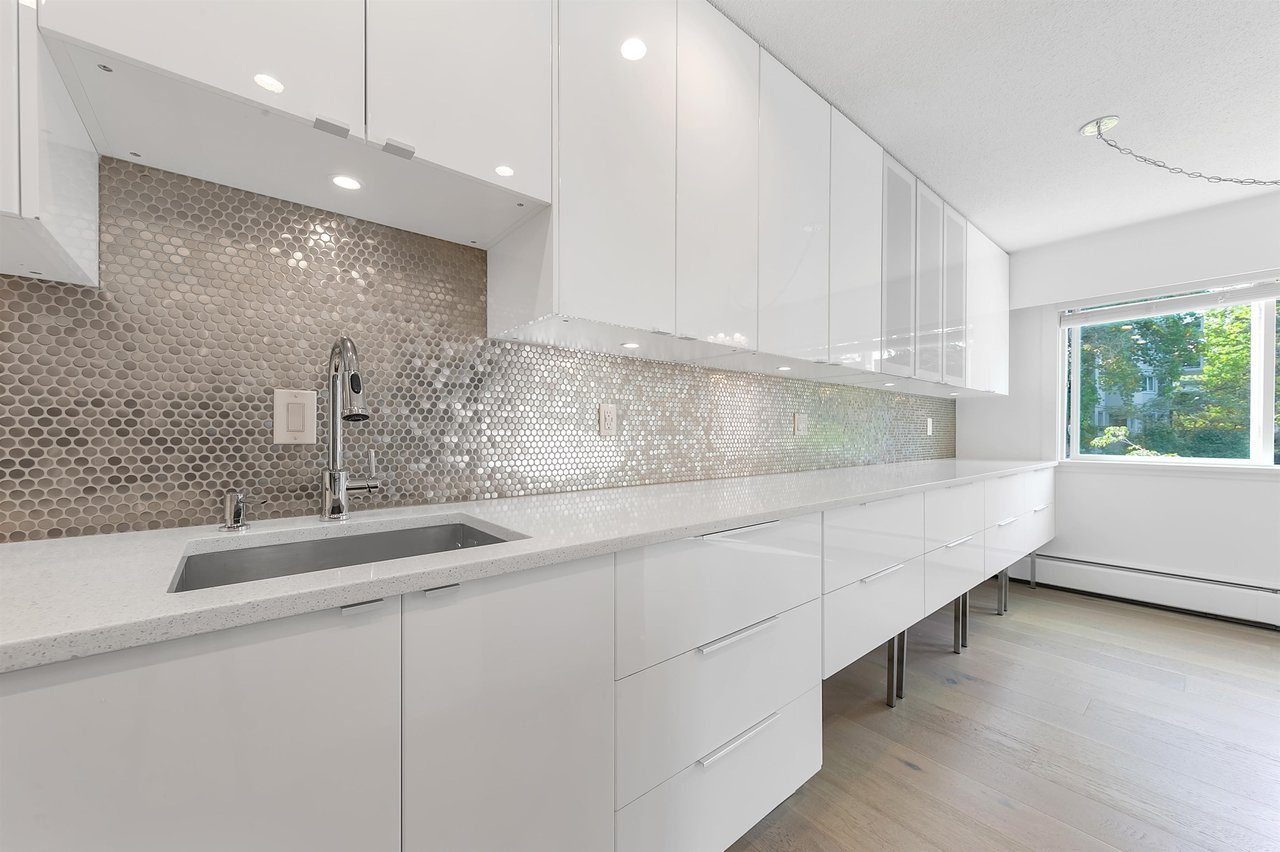 201-1155 W 11th Avenue, Vancouver
