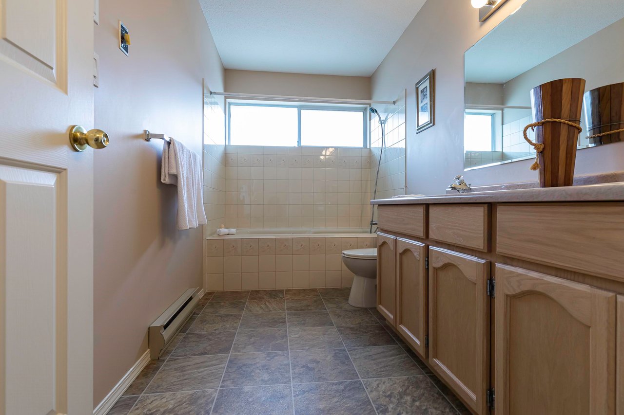 108-2513 W Bourquin Cres