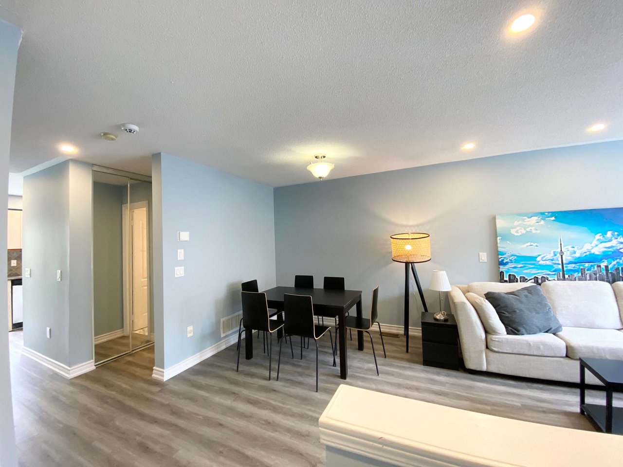 3020 Cedarglen Gate, Unit 42