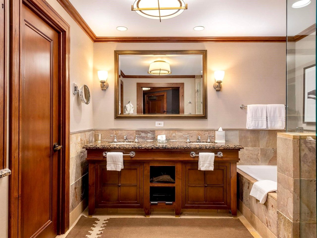 340-4591 Blackcomb Wy
