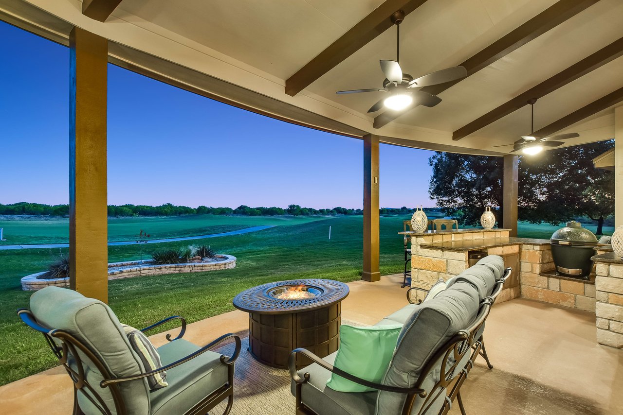 106 Meadow Bend Dr