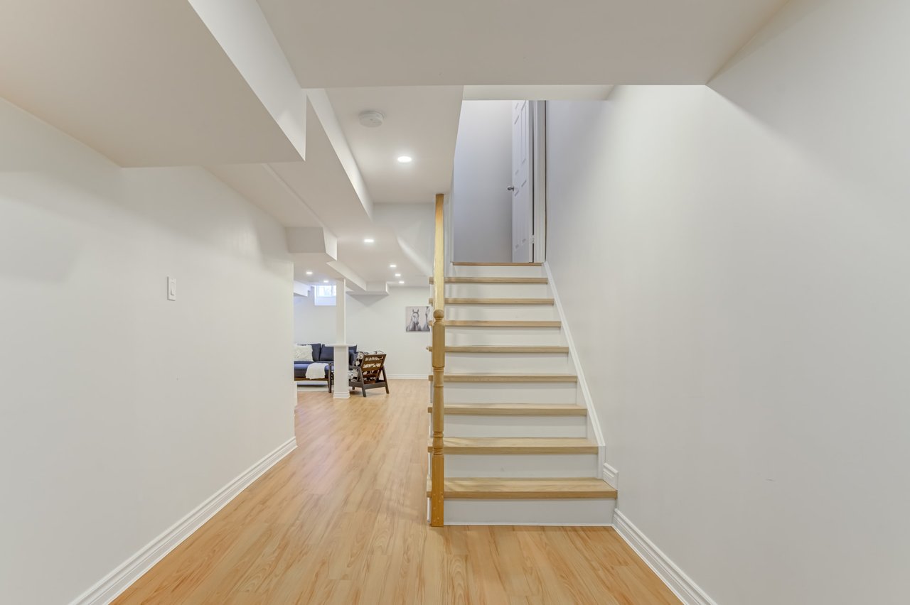 26 Black Locust Dr