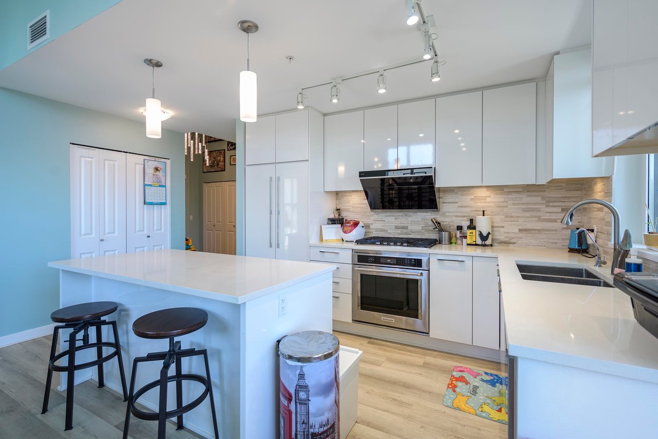 427-9500 Tomicki Avenue, Richmond