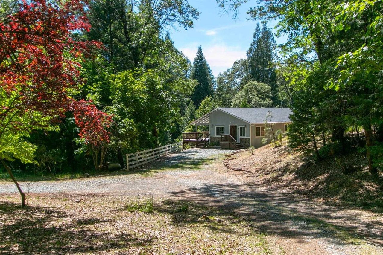 3330 Hanson Hollow Road