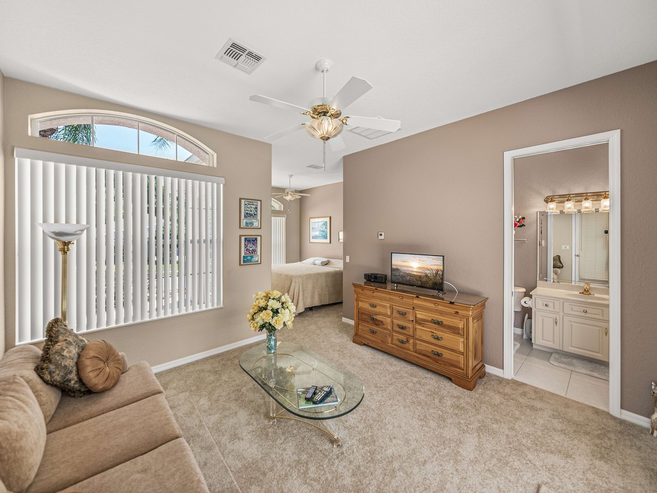 12419 WOODLANDS CIR