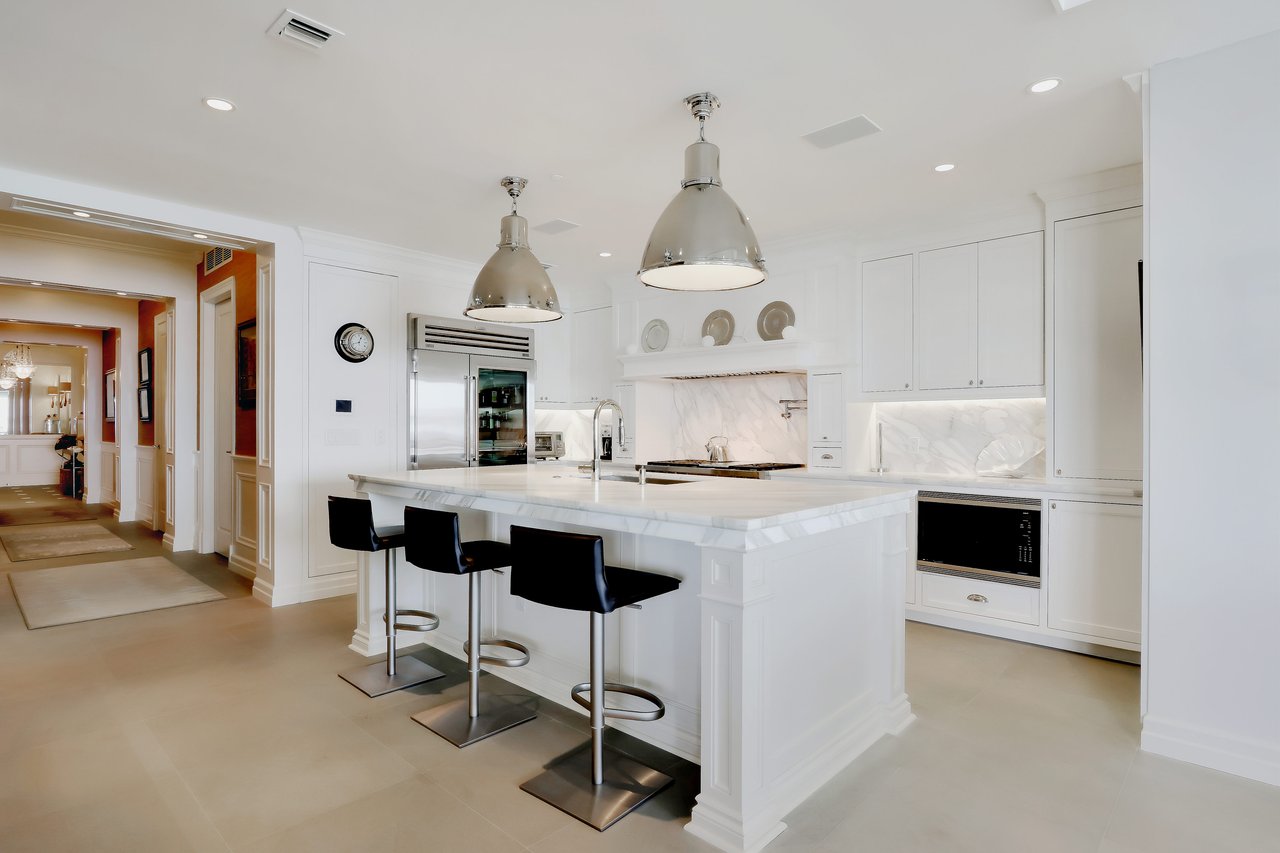 4001 N Ocean Blvd, #405