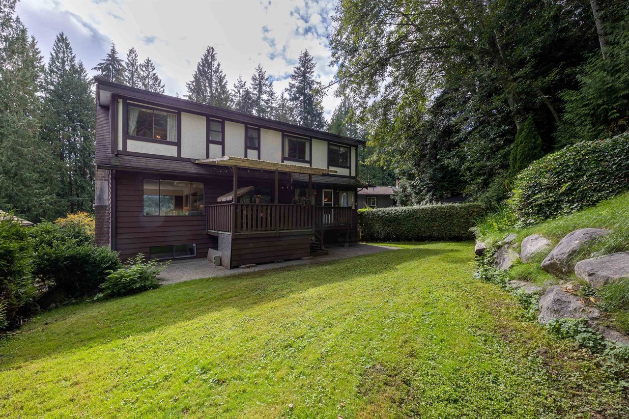 864 Wellington Dr