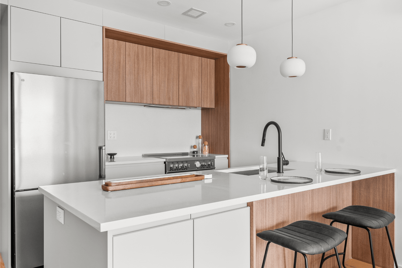 14-35 Broadway, Unit 2B