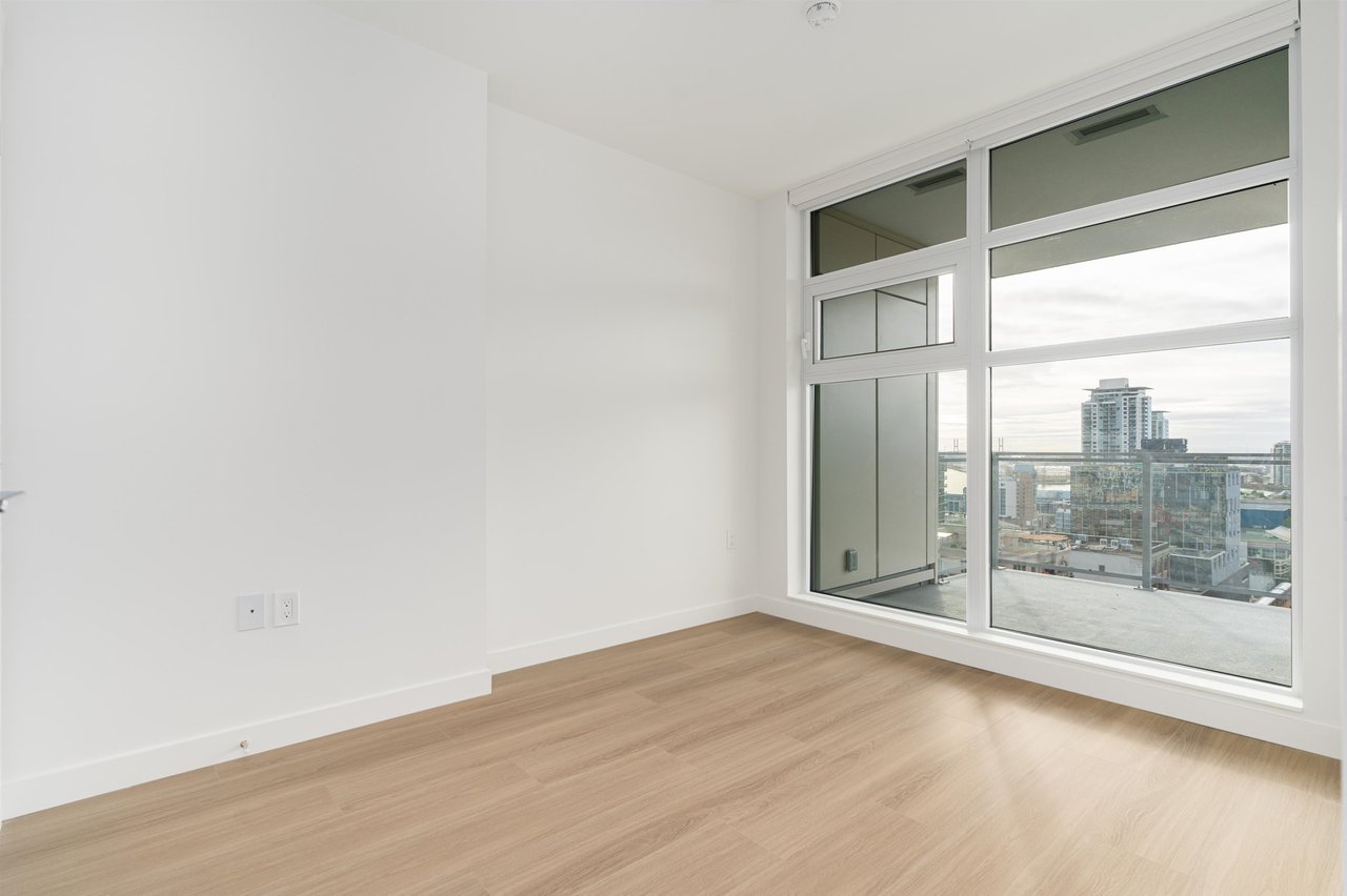 1211-618 Carnarvon St