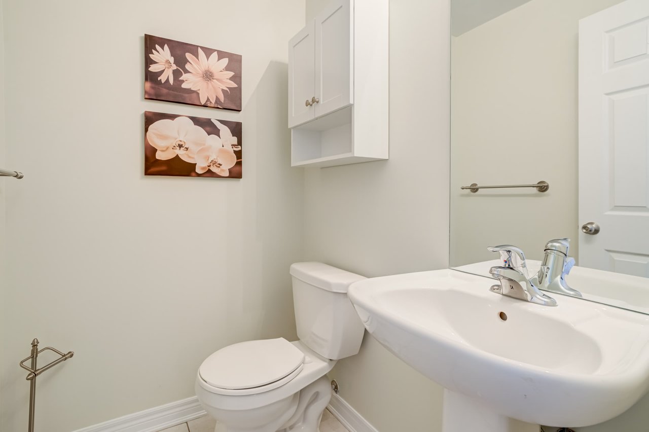 26 Black Locust Dr