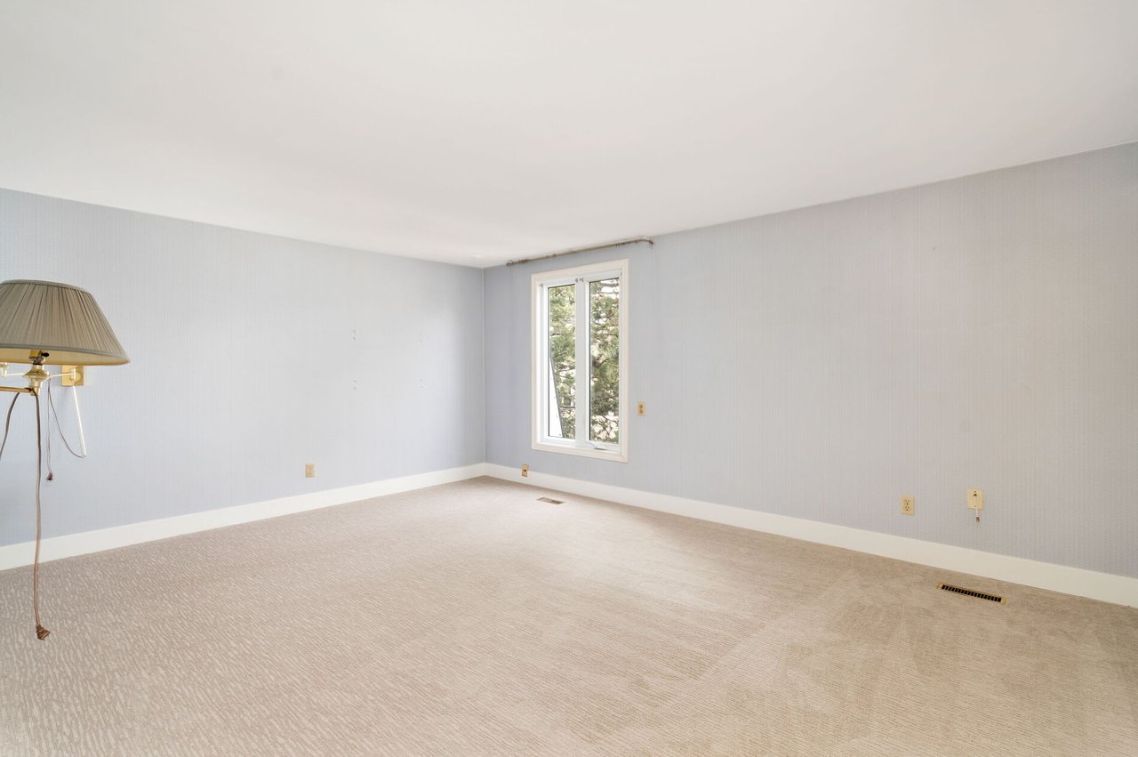 BAYVIEW VILLAGE TOWNHOME