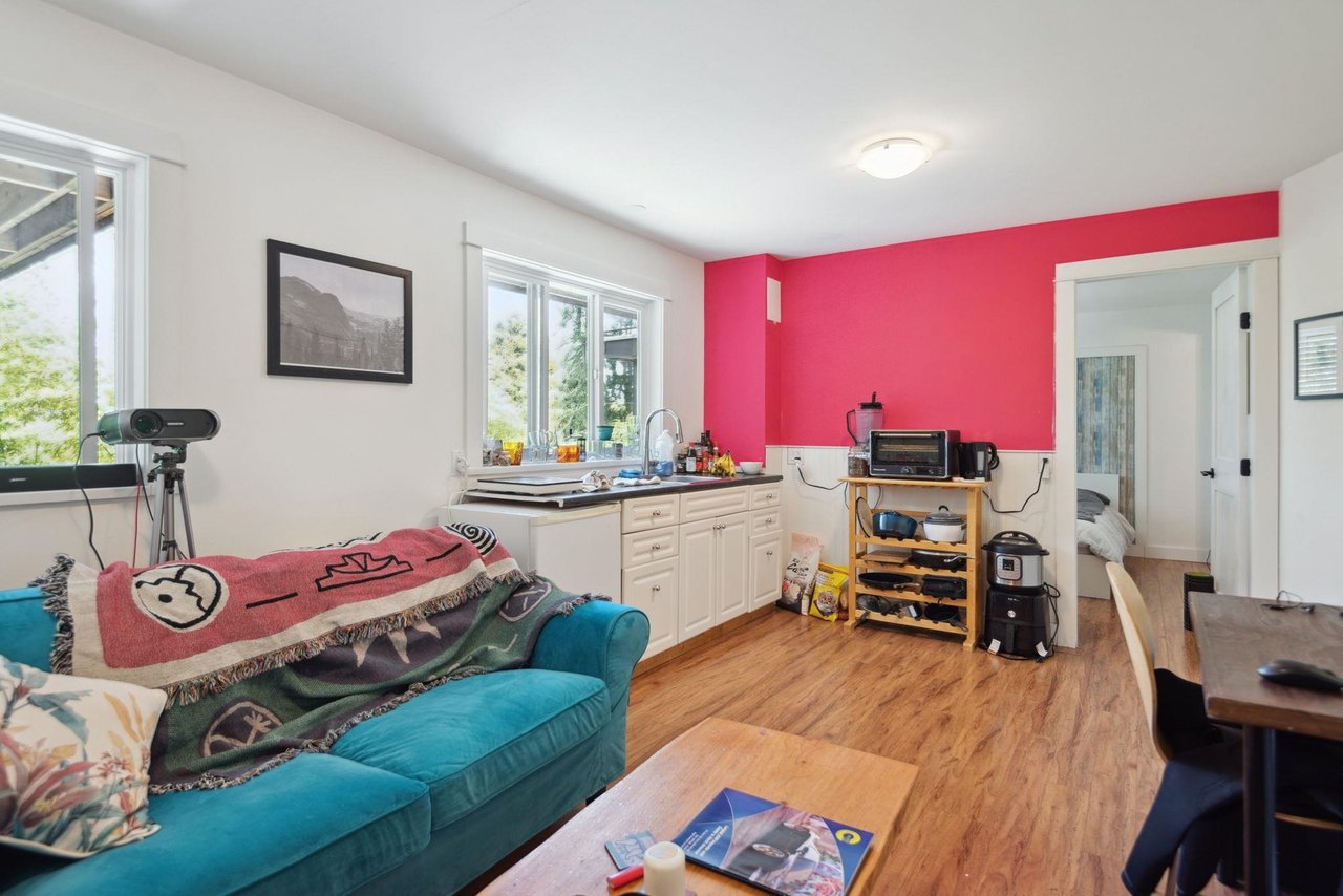 1253 Bracknell Cres