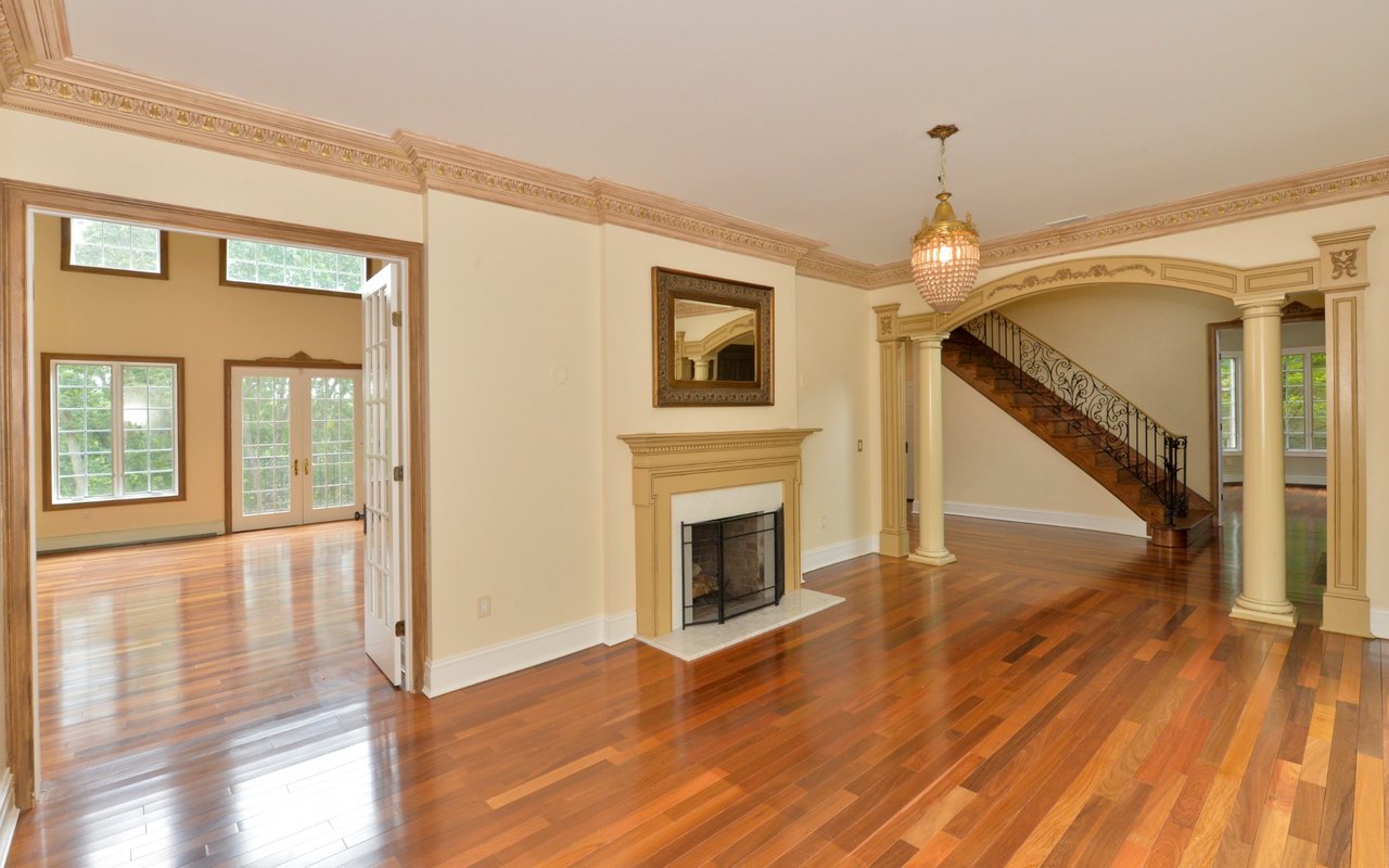 68 Hillcrest Drive