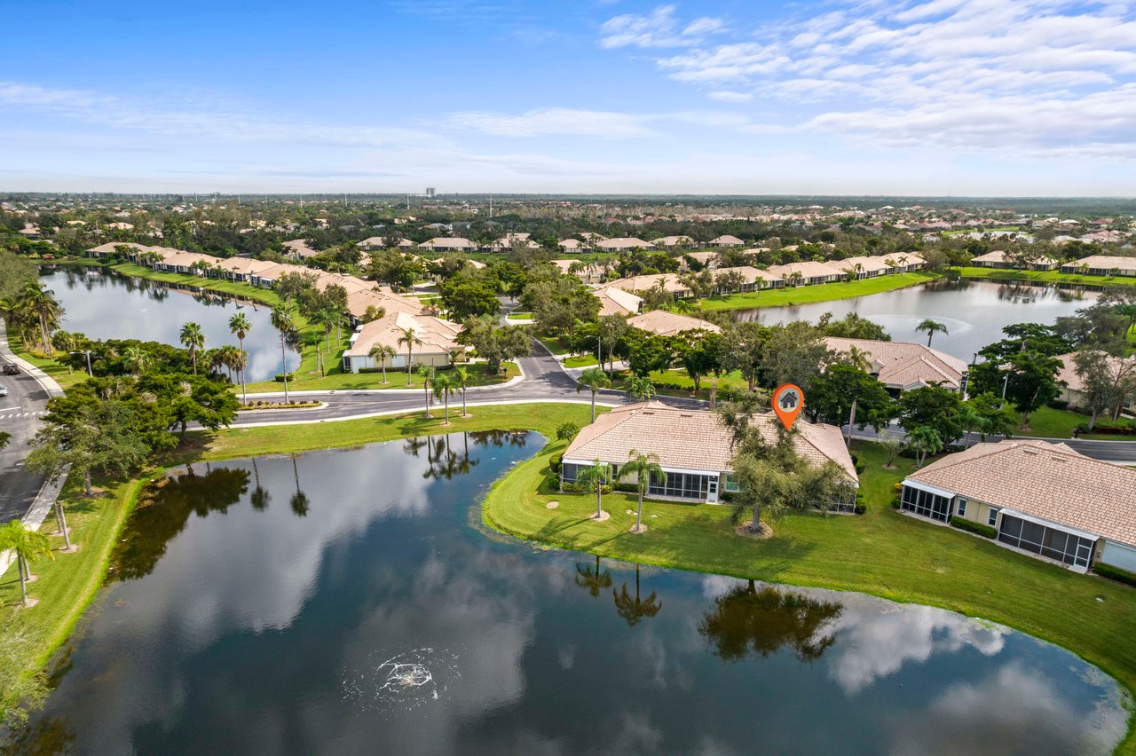 Lexington Carriage Home , 8813 Stockbridge Drive Fort Myers FL