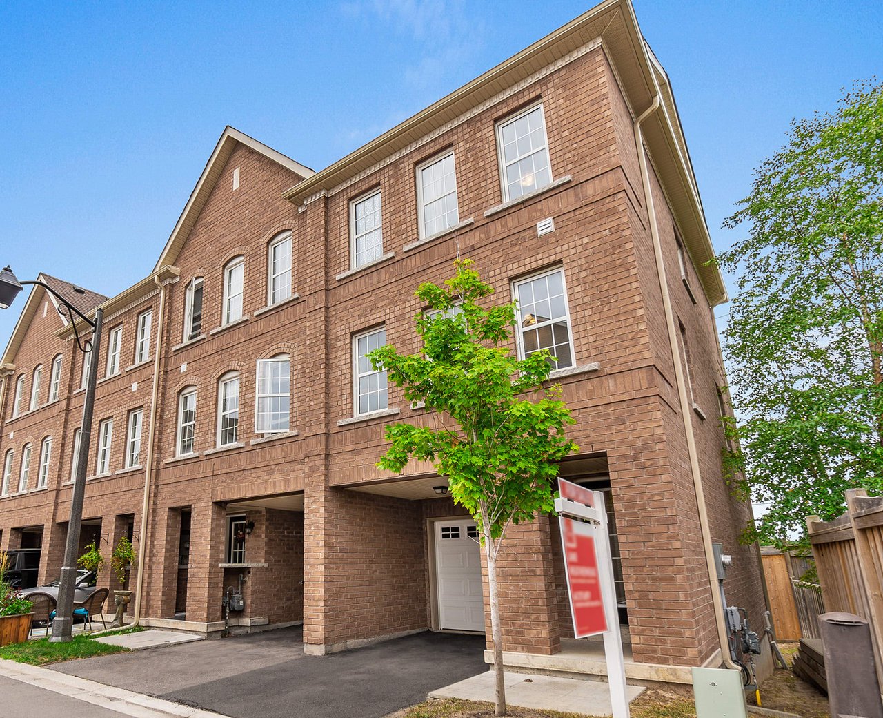 2280 BARONWOOD Drive Unit# 83