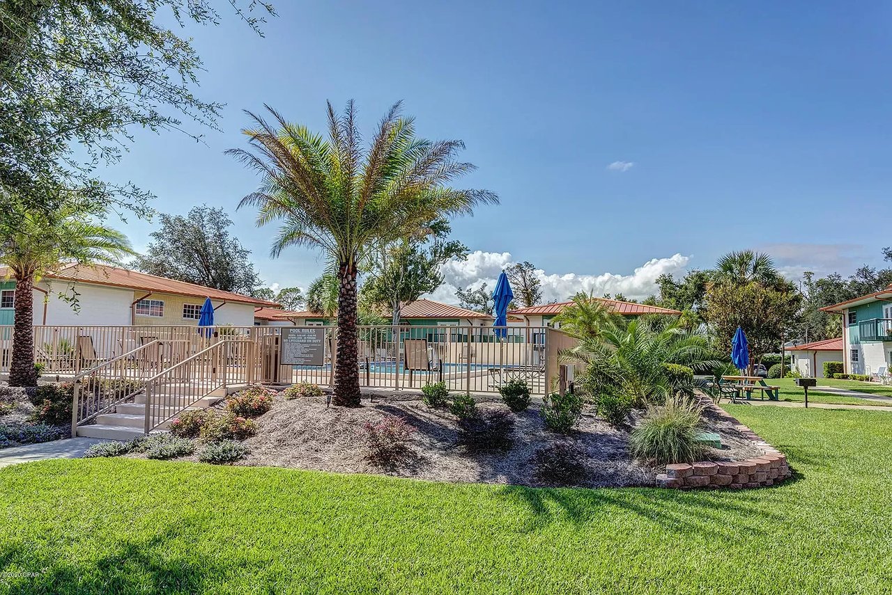 2100 W Beach Drive Unit E203