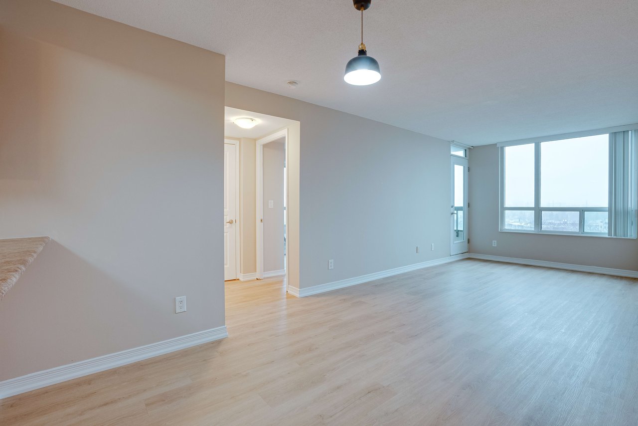 503 Beecroft Rd Unit: 1008