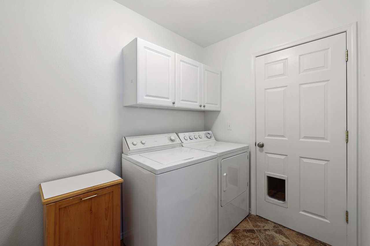 5423 Lions Gate Lane