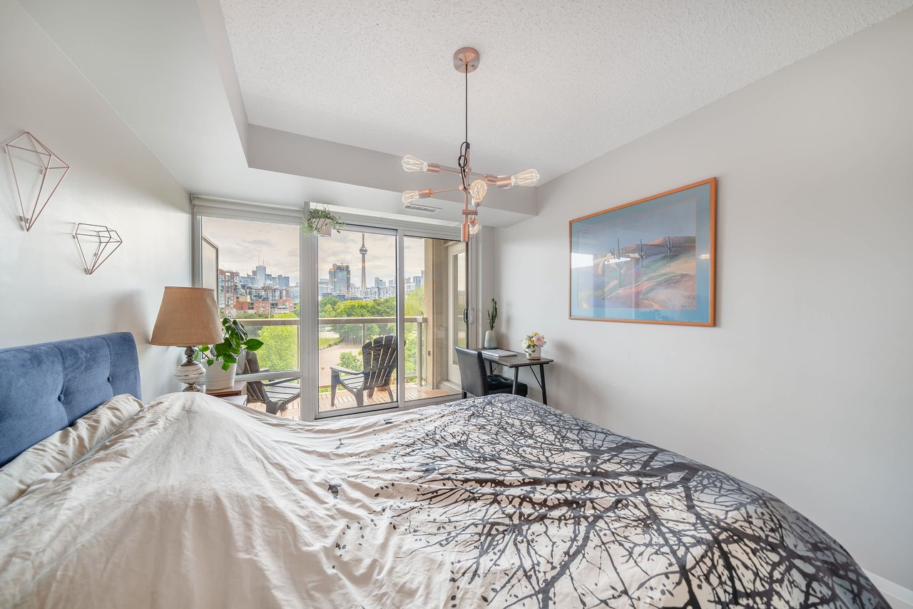 15 Stafford Street #401