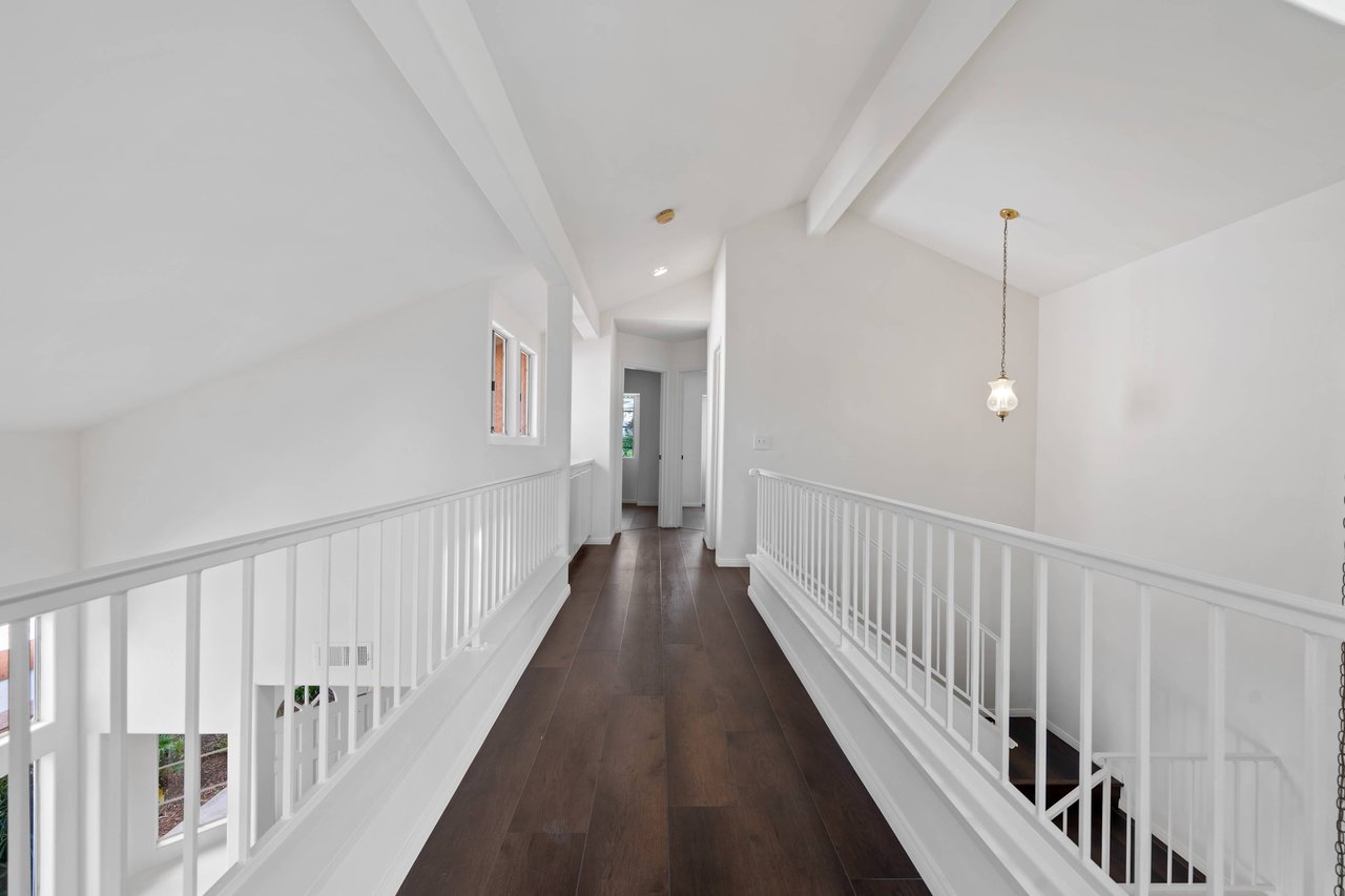 1472 Golfcrest Pl