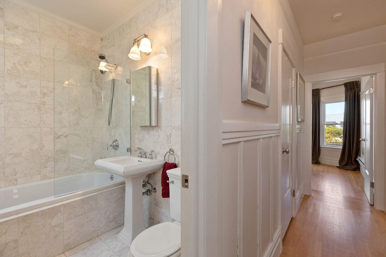 Charming Nob Hill Home