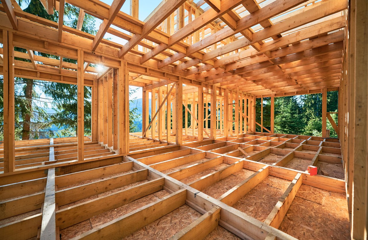 Navigating Building Regulations in Lake Tahoe: Insights from Cole Mizak, Your Trusted Incline Village Realtor