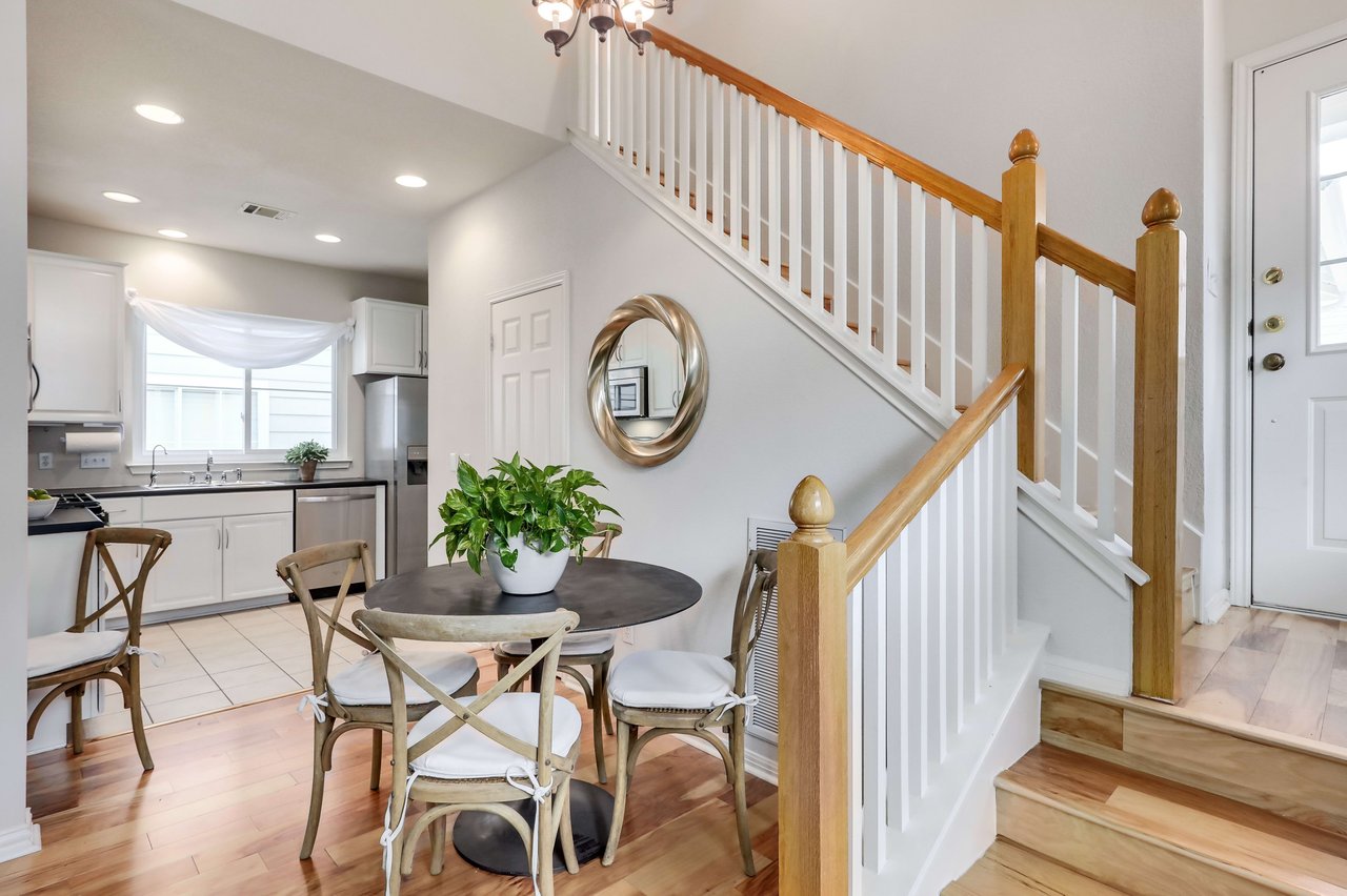 1011 Brodie St #27