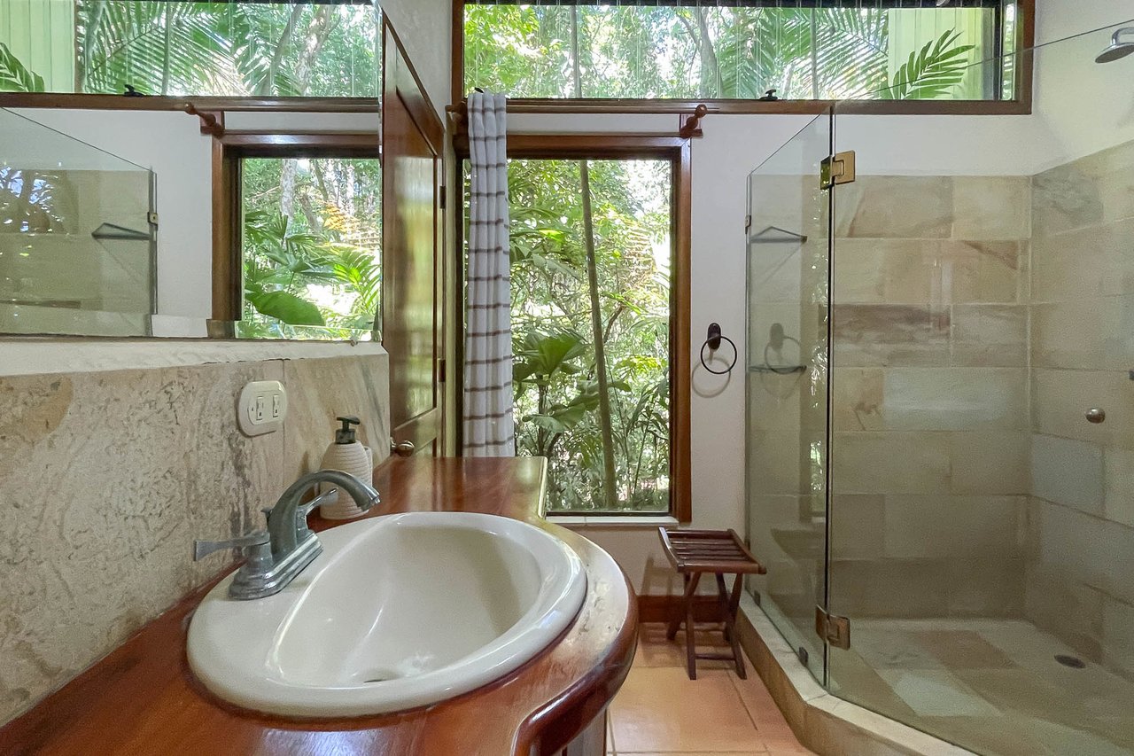 Lush Garden Multi Home Estate, Dominical, Puntarenas