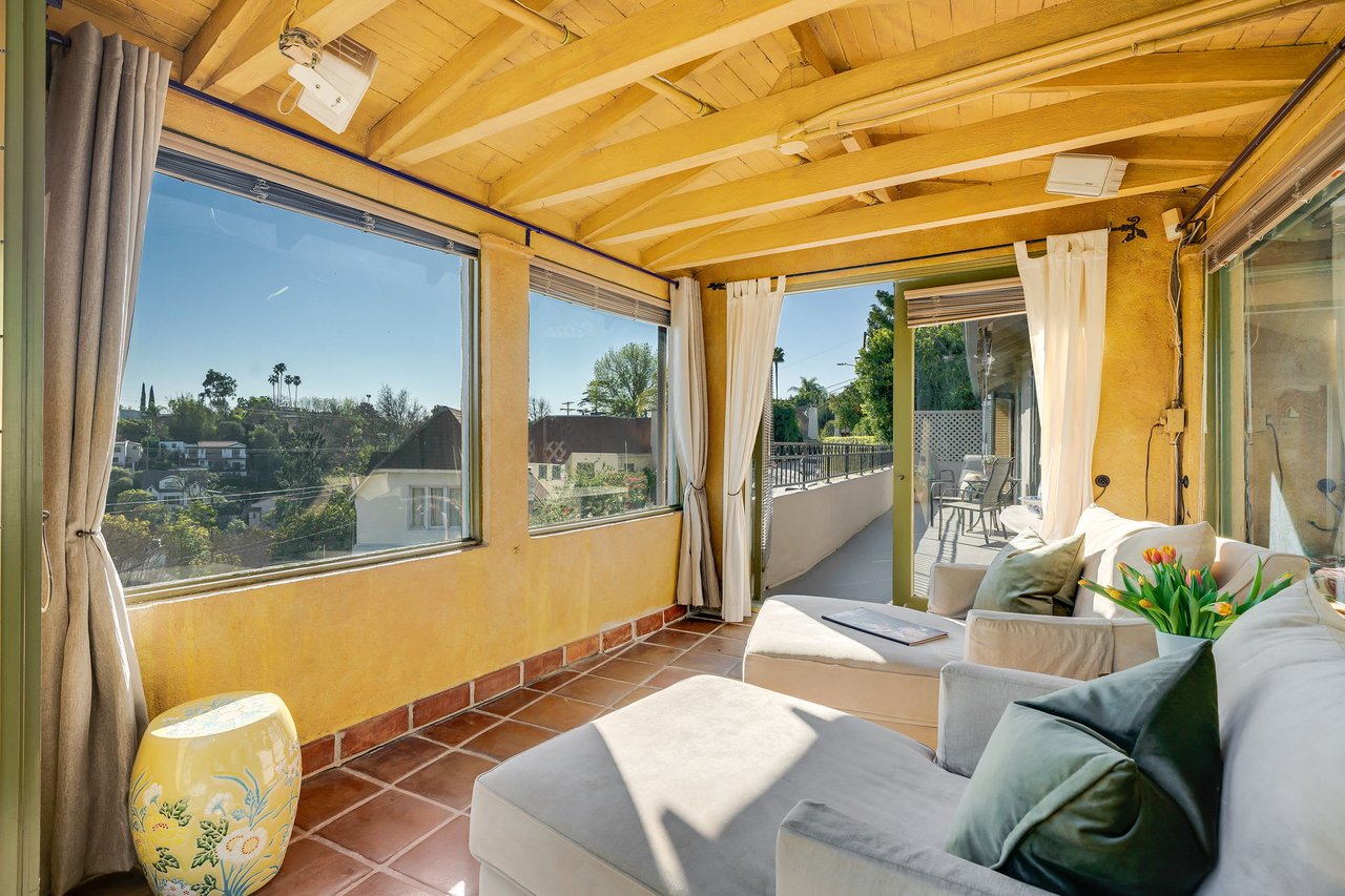 Hollywood Hills Pied de Terre - Another Off Market Sale