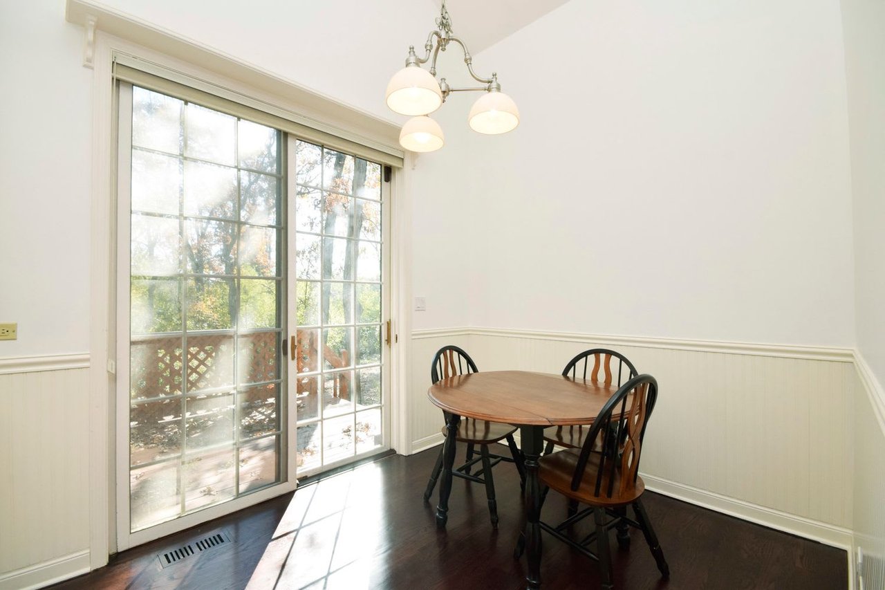 400 Oak Ridge Ct