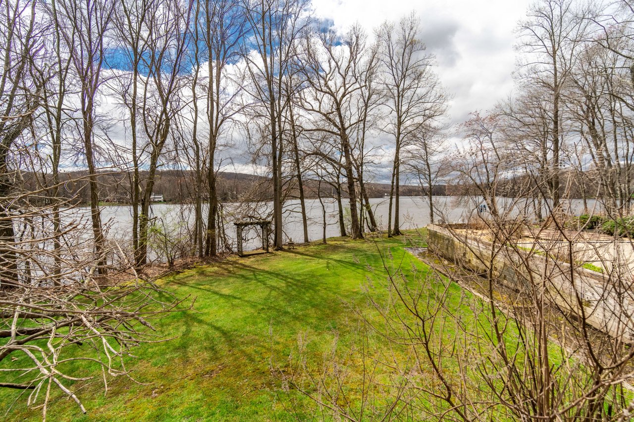 20 Radtke Road, Randolph, NJ 07869