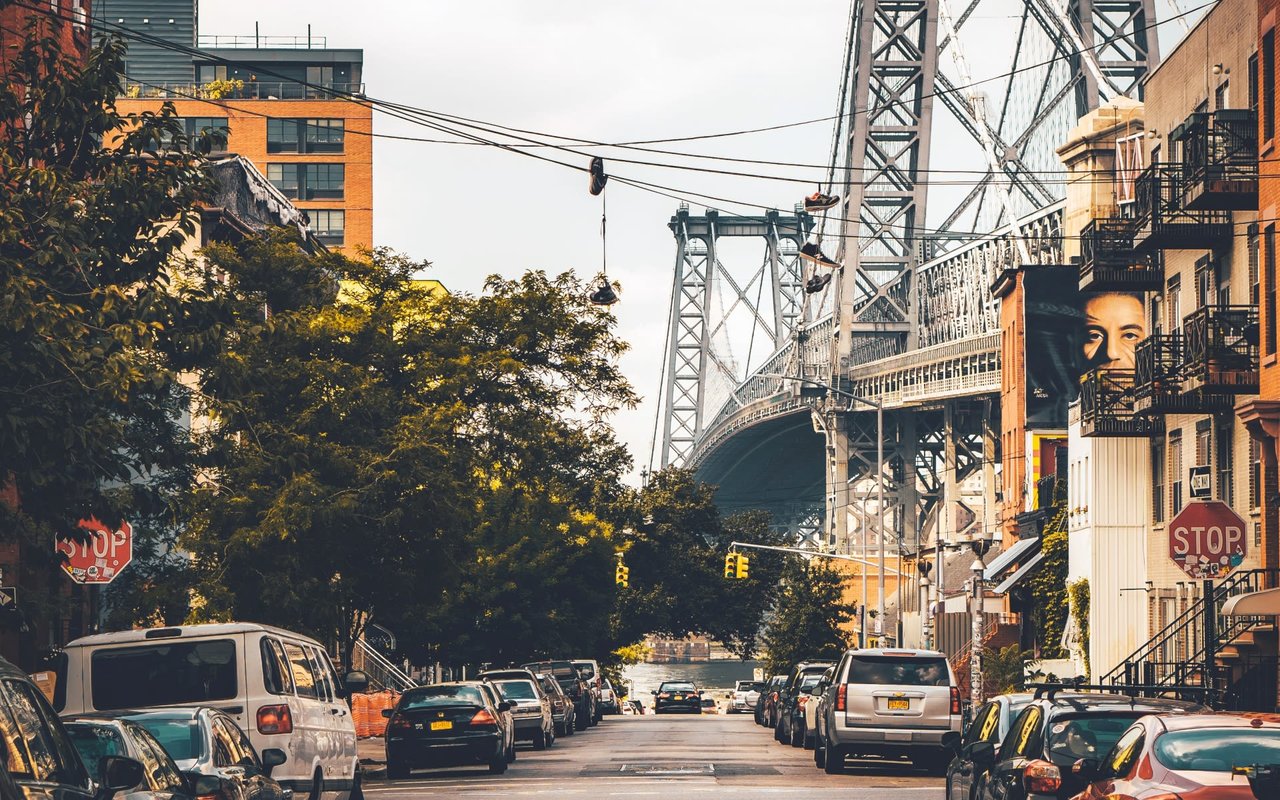 WILLIAMSBURG