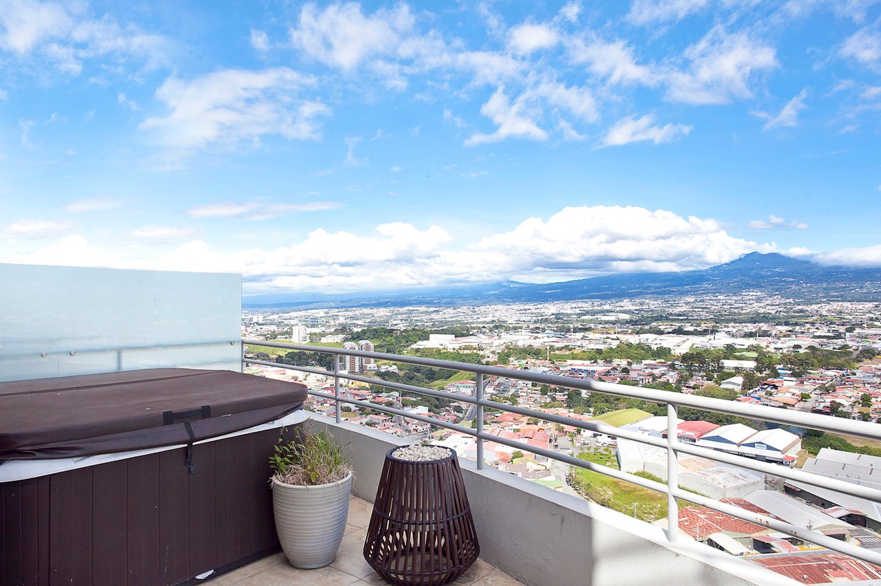 Custom Remodeled Jacuzzi Penthouse, Sabana and Rohrmoser, San Jose