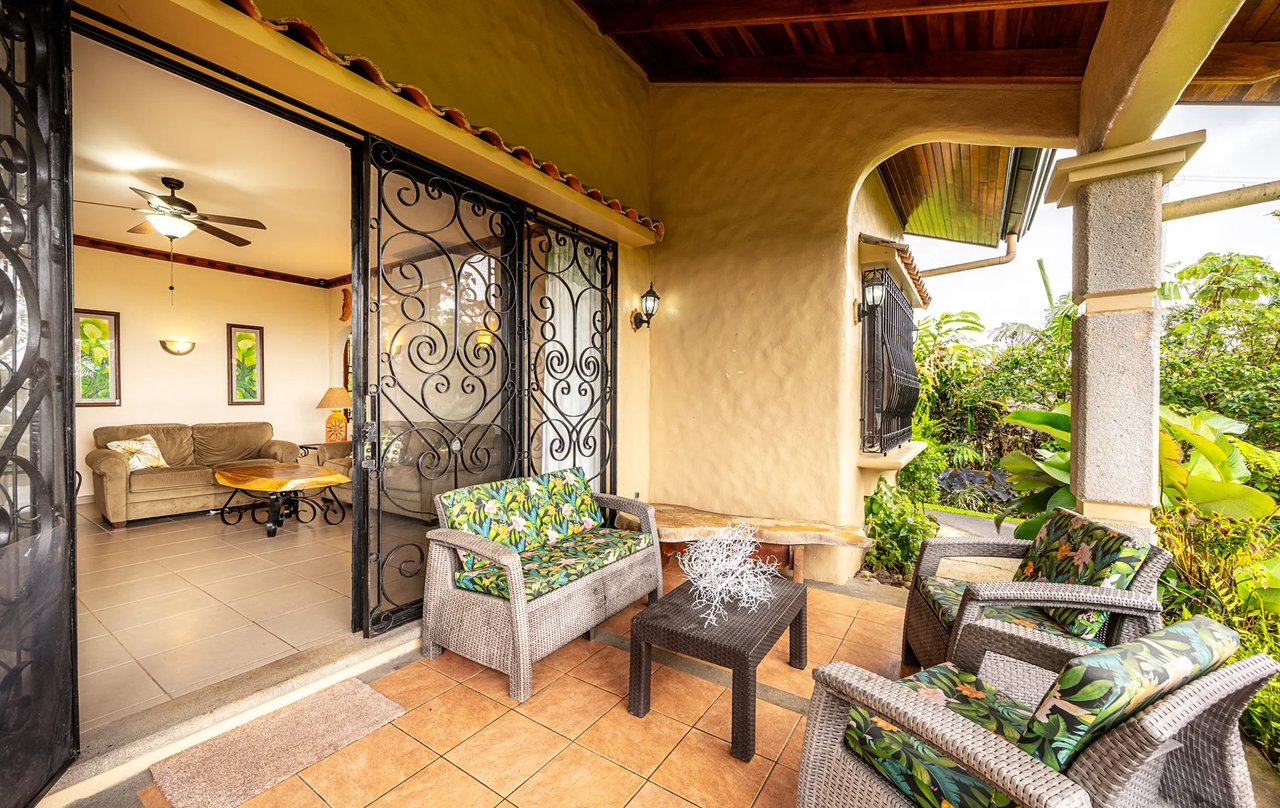 Lake View Family Home, Lake Arenal, Alajuela