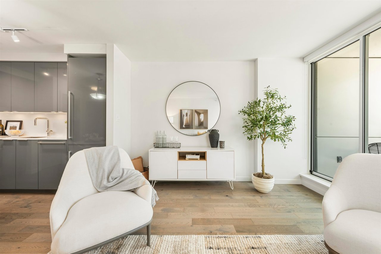 1110-161 W Georgia St